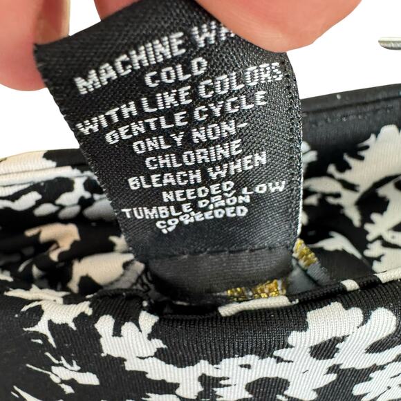 Robert Louis NWT Black White Floral‎ Stretchy Straight Leg High Rise Pants Sz 1X - Picture 5 of 5